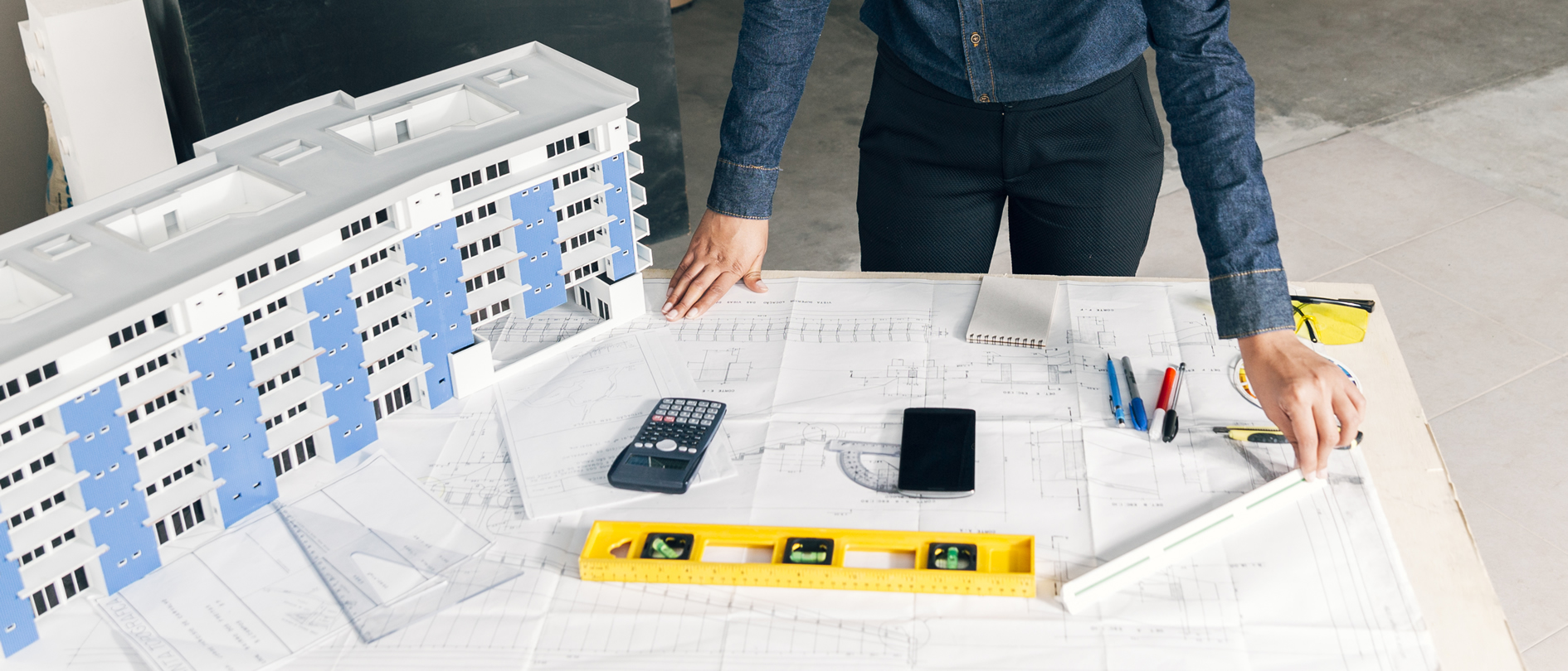 	Asesoría en el predimensionamiento, optimización y estimativo de cantidades de obra para análisis de costos